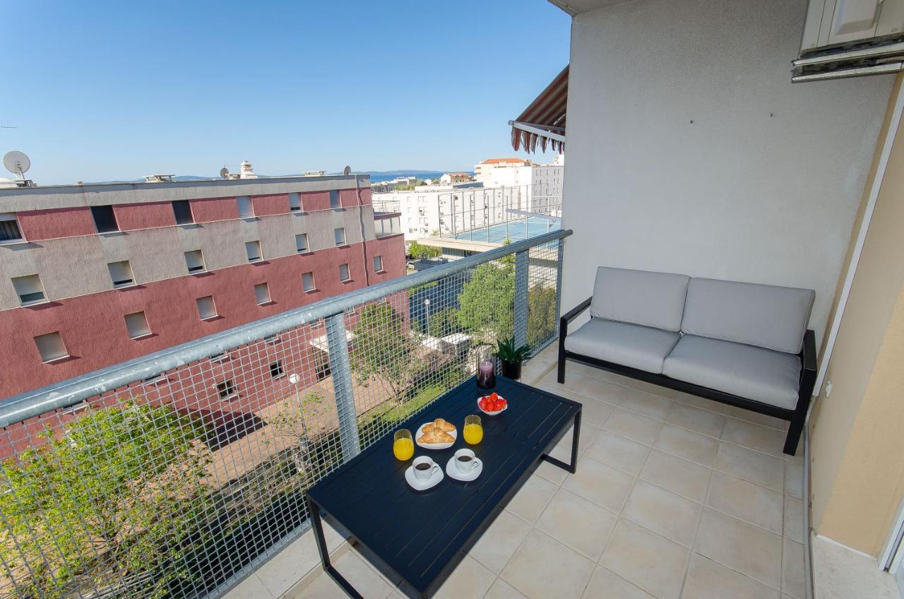 Spacious Apartment Smile With Terrace And Secure Garage Split Dış mekan fotoğraf